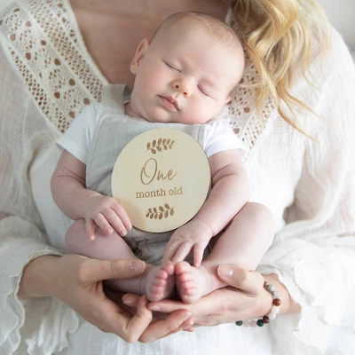 Bebe Au Lait Pure & Simple Monthly Milestones Set + Canvas Bag 3 Bebe Au Lait Pure & Simple Monthly Milestones Set + Canvas Bag